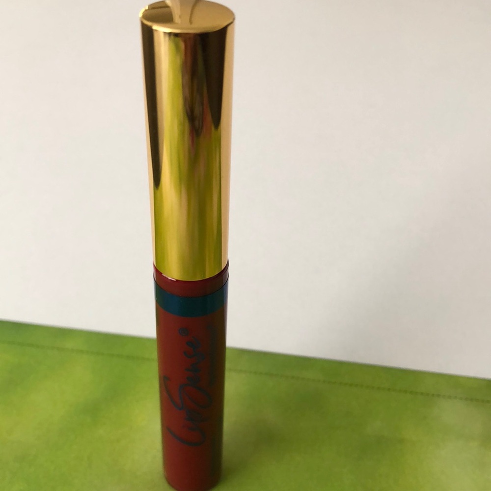 Cherry Confident SeneGence lip gloss